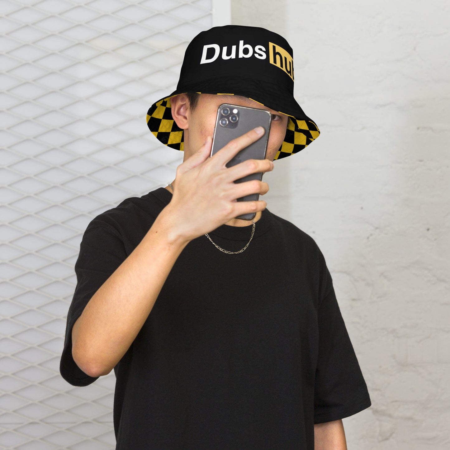 DubsHub Reversible bucket hat